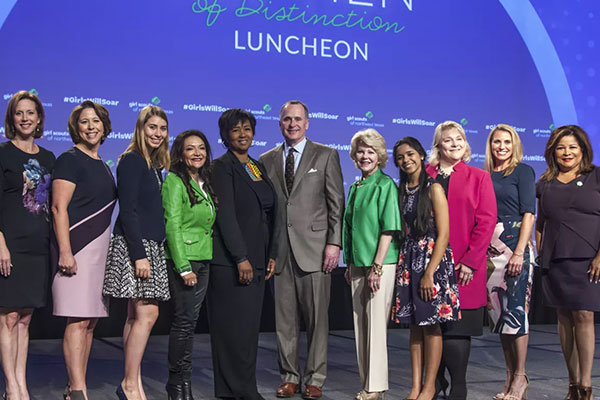 Nina Vaca Receives Women of Distinction Award by Girl Scouts of Northeast Texas